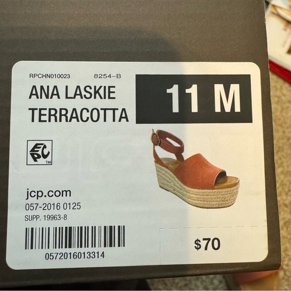 BNWT A.N.A A New Apparel Laskie Terracotta Sandals with Heels Espadrille - Picture 7 of 9